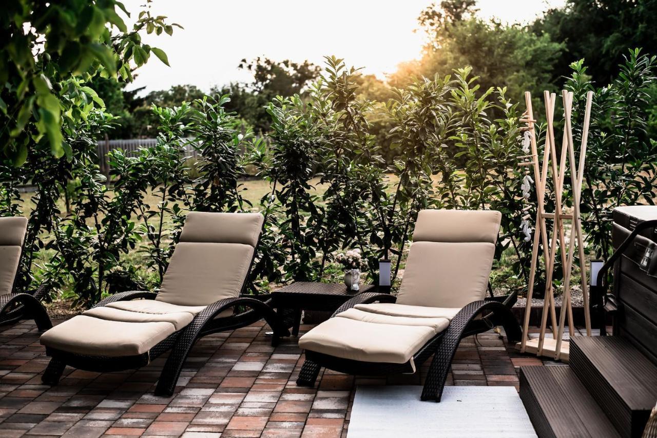 Nefelejcs Vendeghaz Hotel Toalmas ภายนอก รูปภาพ